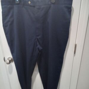Tavel Smart by Roundtree & Yorke Men's Navy Blue Chino Pants Size 44x29